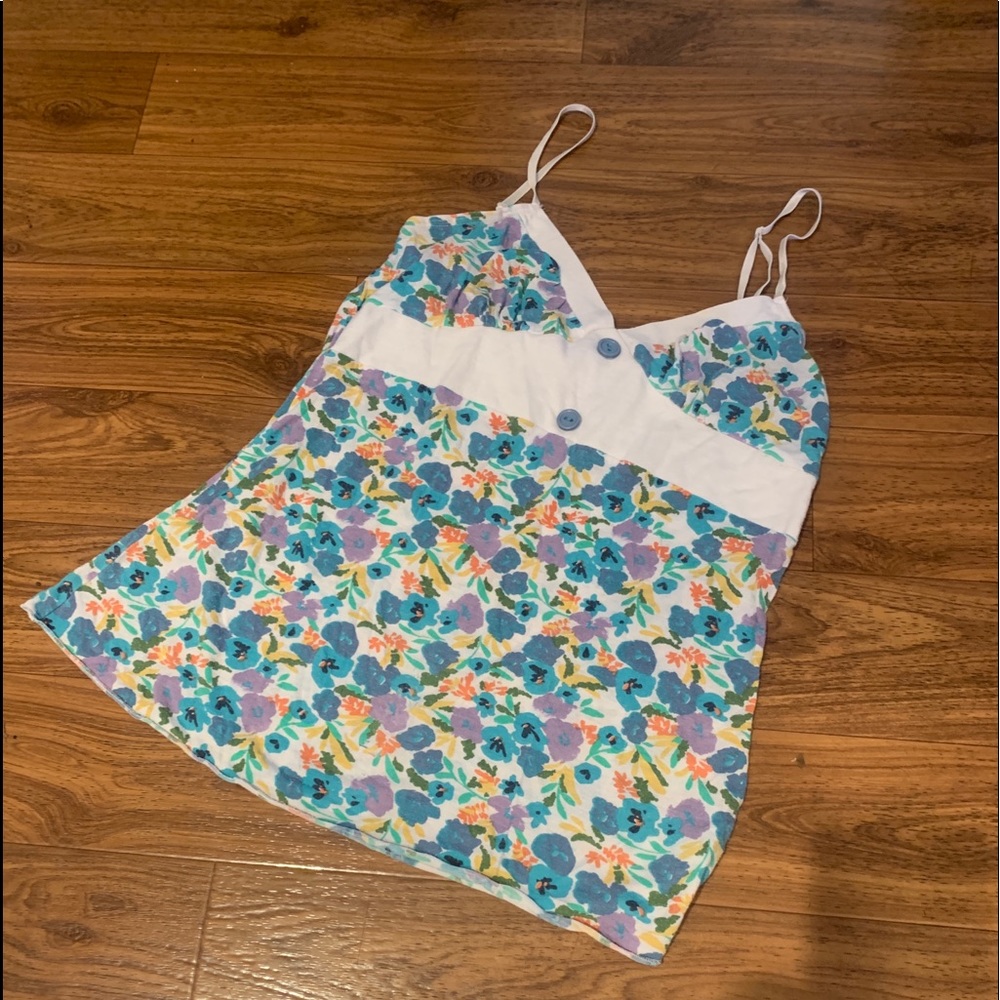 Sleeveless top